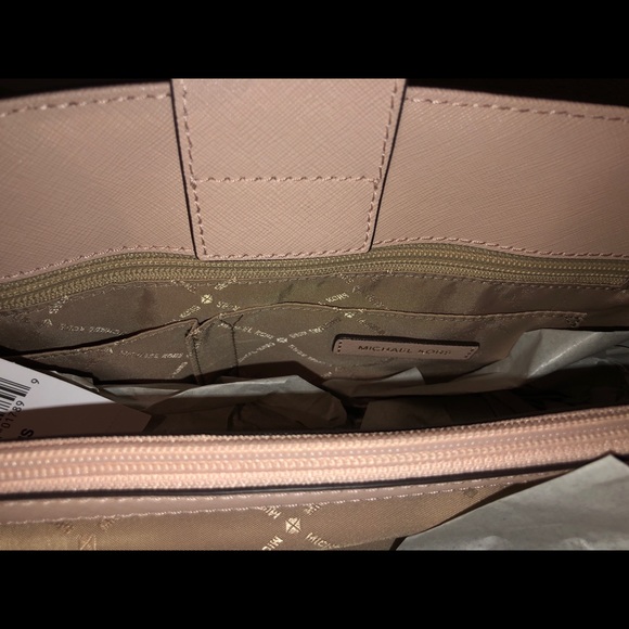 Michael Kors🔥SOFIA LARGE Floral Embroidered Tote - Picture 5 of 8